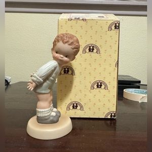 Vintage Enesco Memories of Yesterday Porcelain Where’s Muvver Figurine NWT 1989